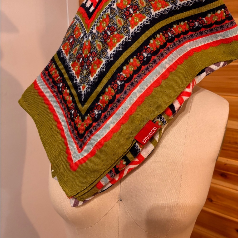 Colorful Geometric Patterned Scarf - Olive, Red & White - Picture 4 of 4